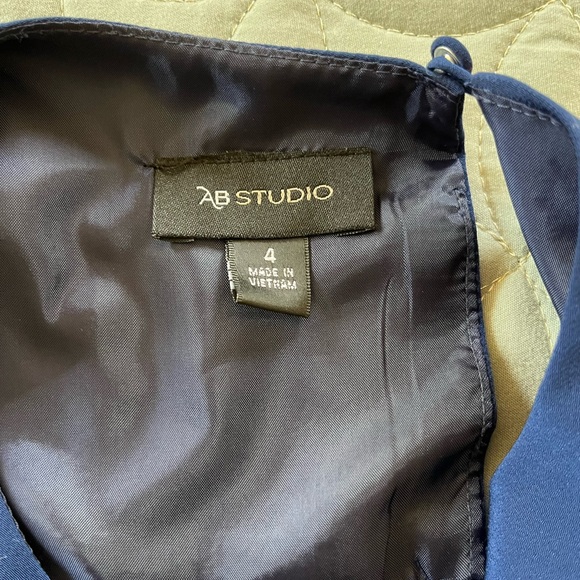 Cold Shoulder Sheath Dress - Picture 3 of 3